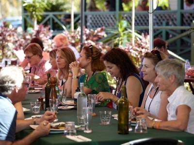 Moonlight Bay Suites