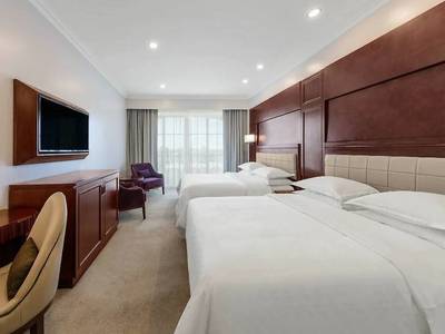 Sheraton Samoa Aggie Greys Hotel and Bungalows