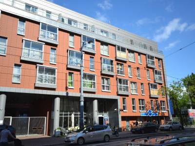 Senator Warsaw Apartments (Foto)