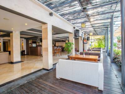 Royal Singosari Kuta