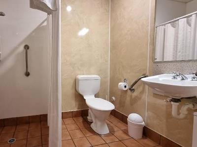 Amross Court Motor Lodge