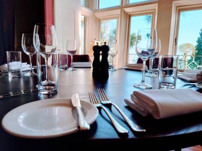 Orestone Manor Hotel