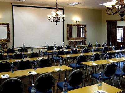 Shangri-La Country Hotel & Spa