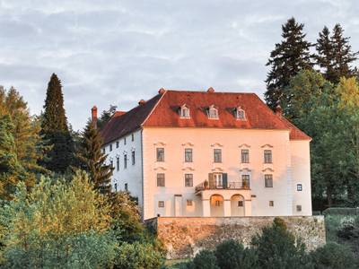 Schloss Ernegg