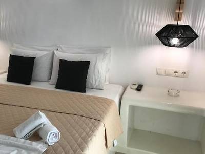 Vassiliki Rooms