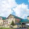 Gray Wolf Inn & Suites