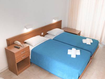 Morfeas Hotel & App.