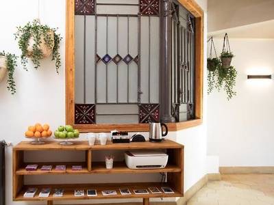 Jardinets Guest House