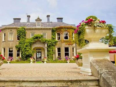 Tinakilly Country House Hotel & Gardens