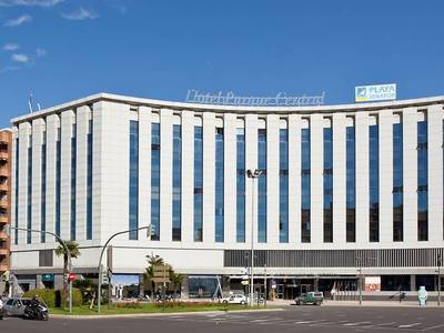 Senator Parque Central