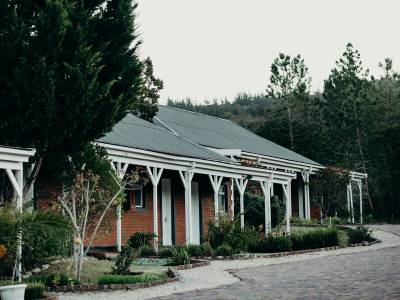 Redbourne Country Lodge