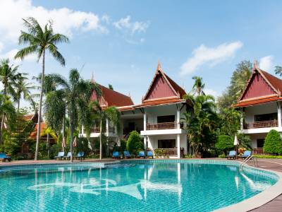 Royal Lanta Resort & Spa