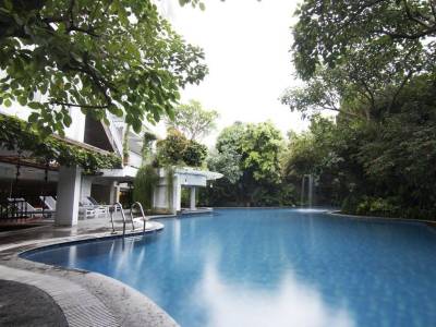 Jambuluwuk Malioboro Hotel Yogyakarta by ZEN Rooms