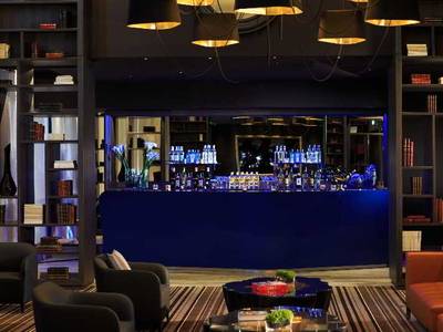 Renaissance Paris Hippodrome De St. Cloud Hotel