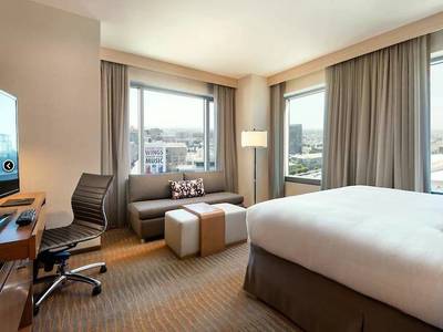 Courtyard Los Angeles L.A. Live