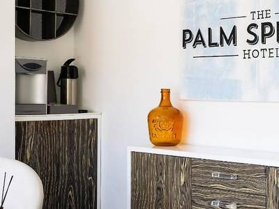The Palms Springs Hotel