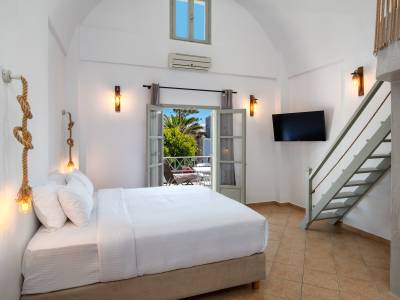 Kalya Suites & Studios