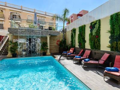 El Tiburon Hotel Boutique