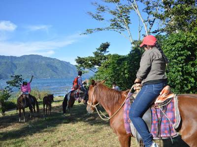 Eco Hotel Uxlabil Atitlan
