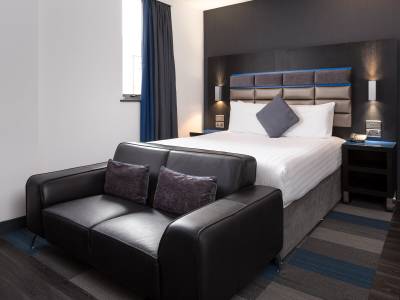 Roomzzz Apart Chester City