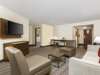 Four Points by Sheraton Bentonville