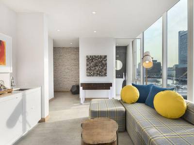 The Envoy Hotel Autograph Collection