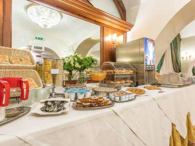 Raeli Hotel Floridia