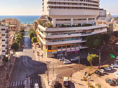 Lighthouse by Brown Hotels