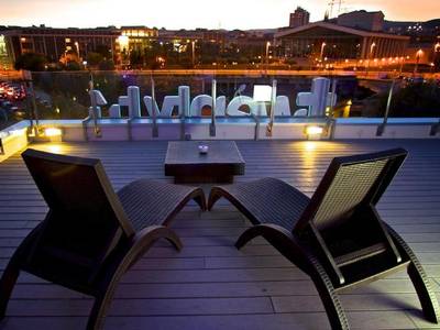 Hostel Twentytú - Kataloniens hippe Metropole der Gegensätze