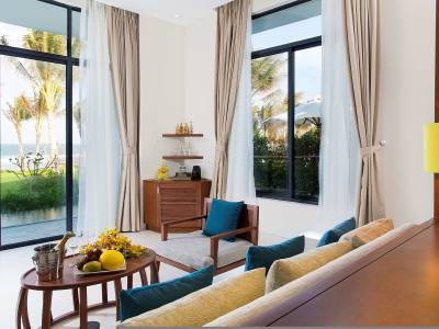 Cam Ranh Riviera Beach Resort & Spa
