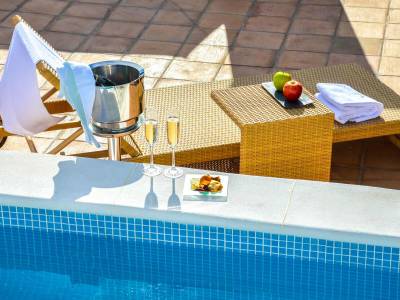 Aguilas5 SevillaSuites