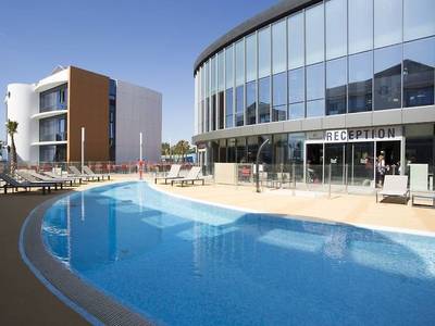 Marineland Hotel Resort