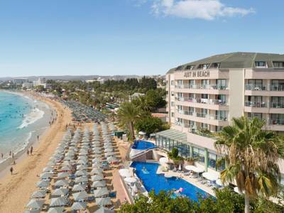 Aska Just In Beach Aska Just In Beach (Foto)