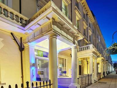 Holiday Inn Express London Victoria