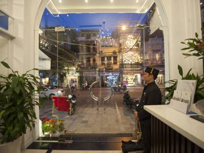 Church Boutique 58 Hang Gai