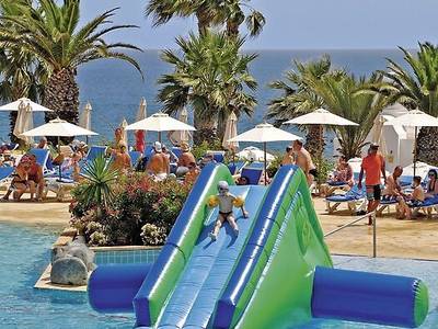 The Golden Coast Beach Hotel