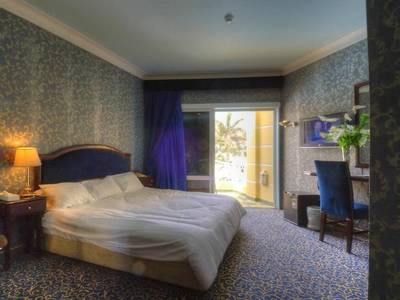 Paradise Inn Beach Resort