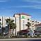 Holiday Inn & Suites Daytona Beach