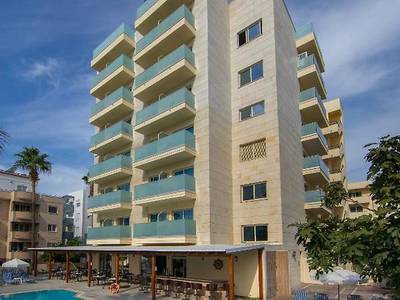 Kapetanios Limassol Hotel