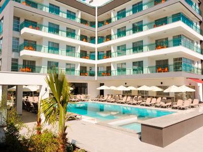 Green Garden Residence