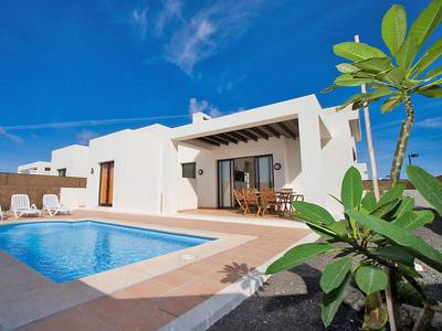 Las Buganvillas Villas