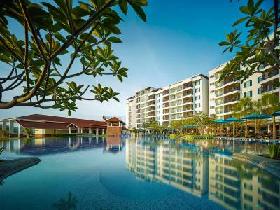 Dayang Bay Serviced Apartment & Resort