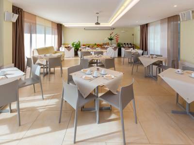 Zeus Residence Hotel