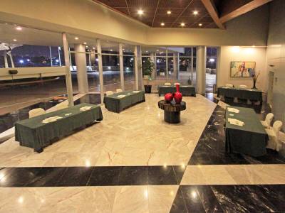 Holiday Inn Parque Fundidora