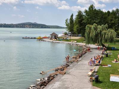 Balatontourist Füred Camping & Bungalows