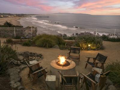 Cottage Inn by the Sea