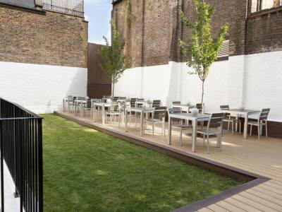 Prince's Square Apartments