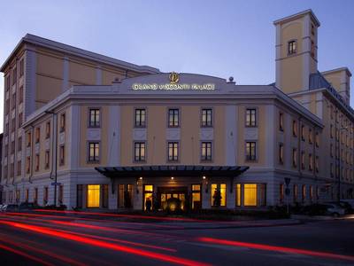 Grand Visconti Palace