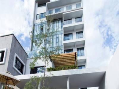 Love It Signature Hotel