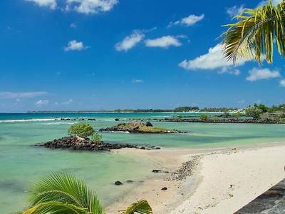 Bel Azur Beach Residence by Lov